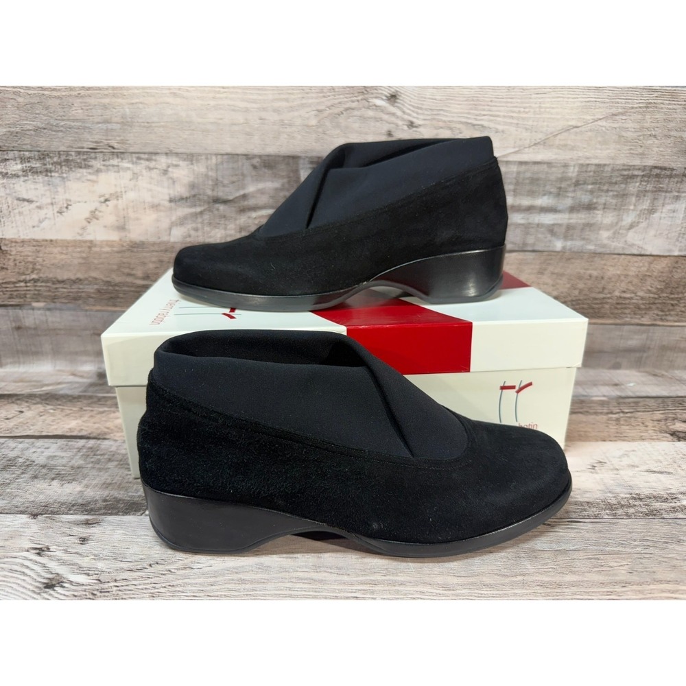 Thierry Rabotin Nora Suede Heel Shoes Black Women Size 35 US 5